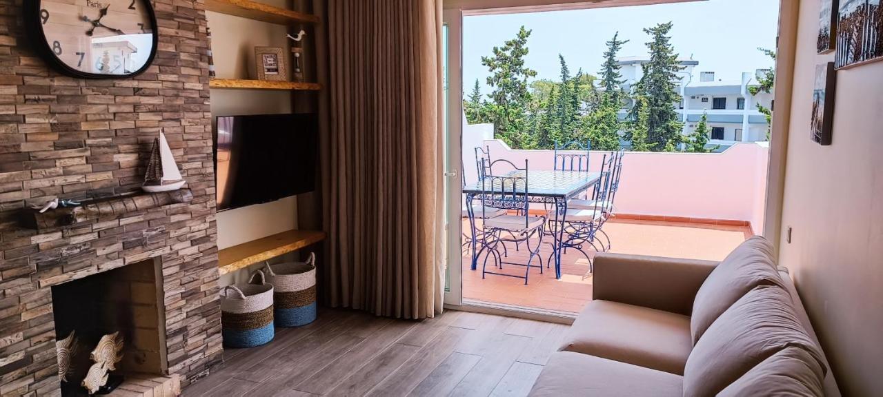 Blue & Yellow Penthouse With Terrace At Balaia Mar Apartamento *