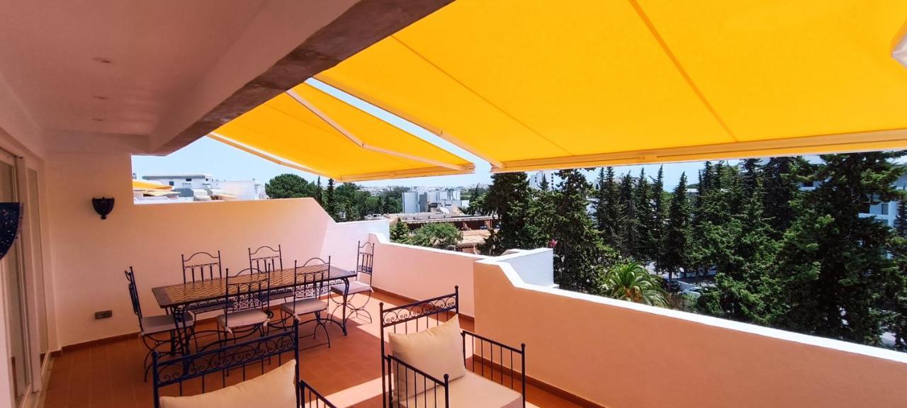 Blue & Yellow Penthouse With Terrace At Balaia Mar Apartamento