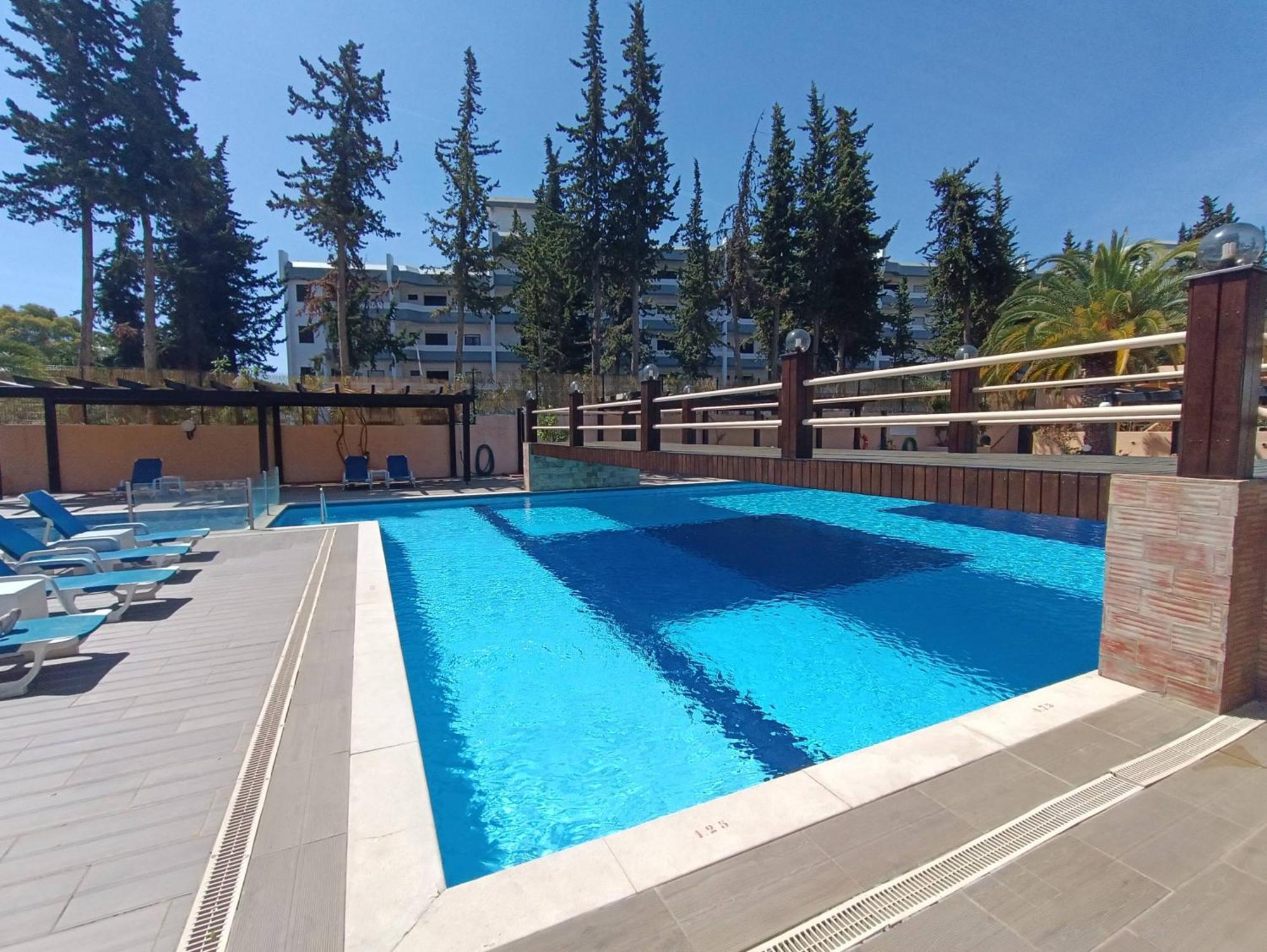 Blue & Yellow Penthouse With Terrace At Balaia Mar Apartamento Albufeira