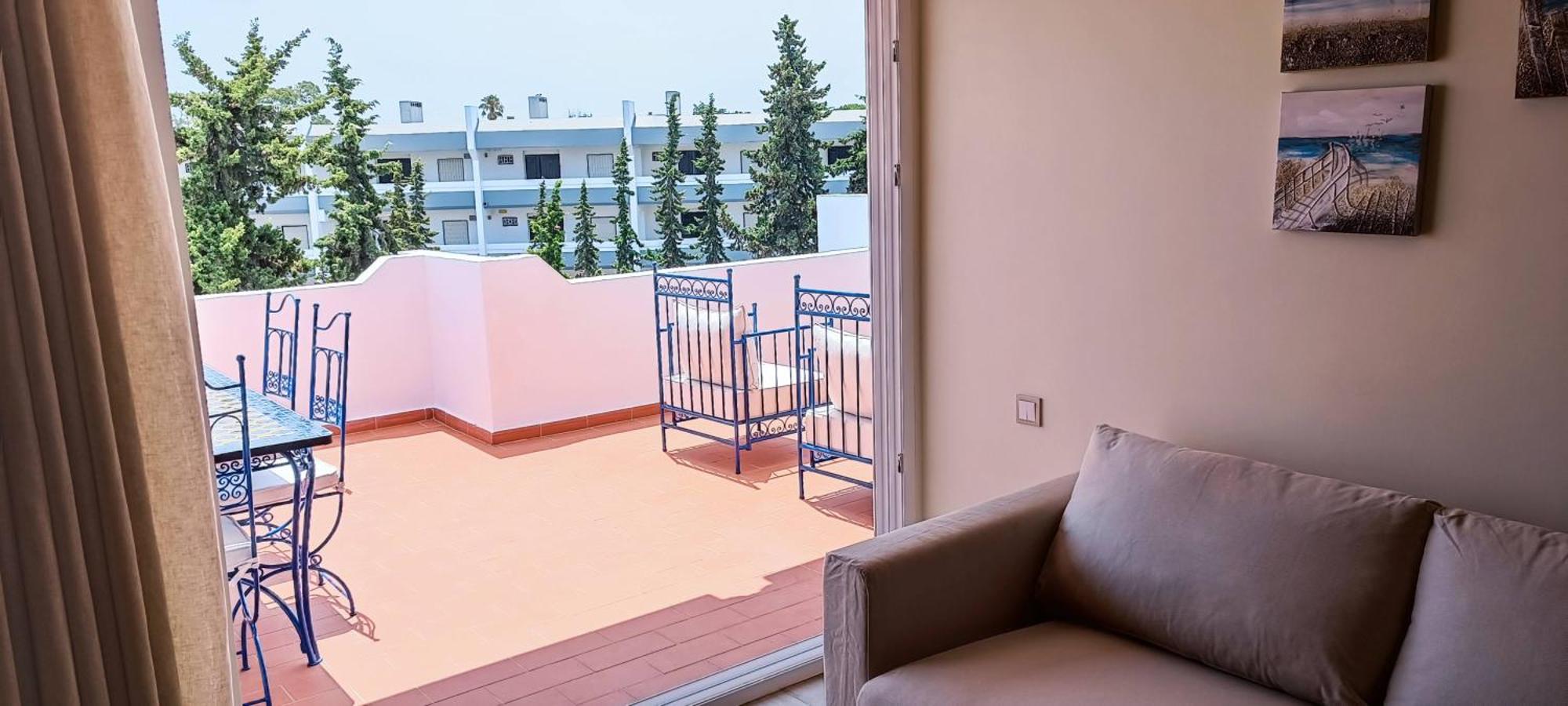 Apartamento Blue & Yellow Penthouse With Terrace At Balaia Mar *